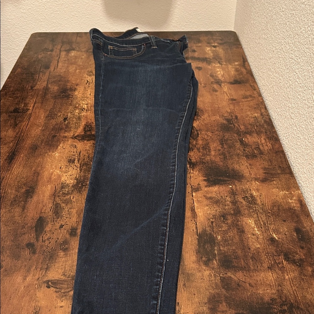Madewell Women's Dark Indigo Skinny JeansMadewell skinny jeans